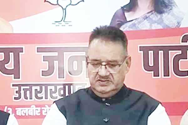 अग्निपथ योजना पर विपक्ष का आरोप निराधार, सेना के लिए काम कर रही सरकार : गणेश जोशी अग्निपथ योजना पर विपक्ष का आरोप निराधार, सेना के लिए काम कर रही सरकार : गणेश जोशी